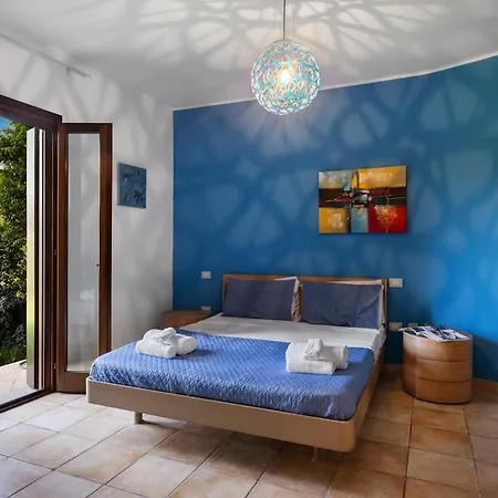 Smeralda - Pool, Private Garden & 100m